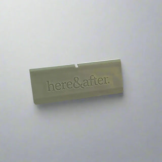 Replacement clip for reusable wipes container