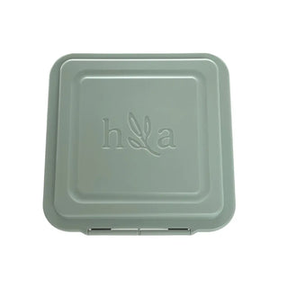 clean reusable wipes container by Here and After