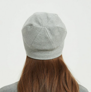 Grey beanie hat by RadiaSmart