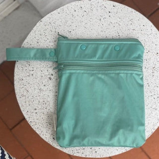 Double pocket wet bag | cloth wipes | sanitary items | mesh bag | Travel by Here and After