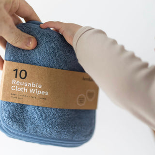 Easy to use cloth baby wipes. Machine washable | Mess free by Here and After